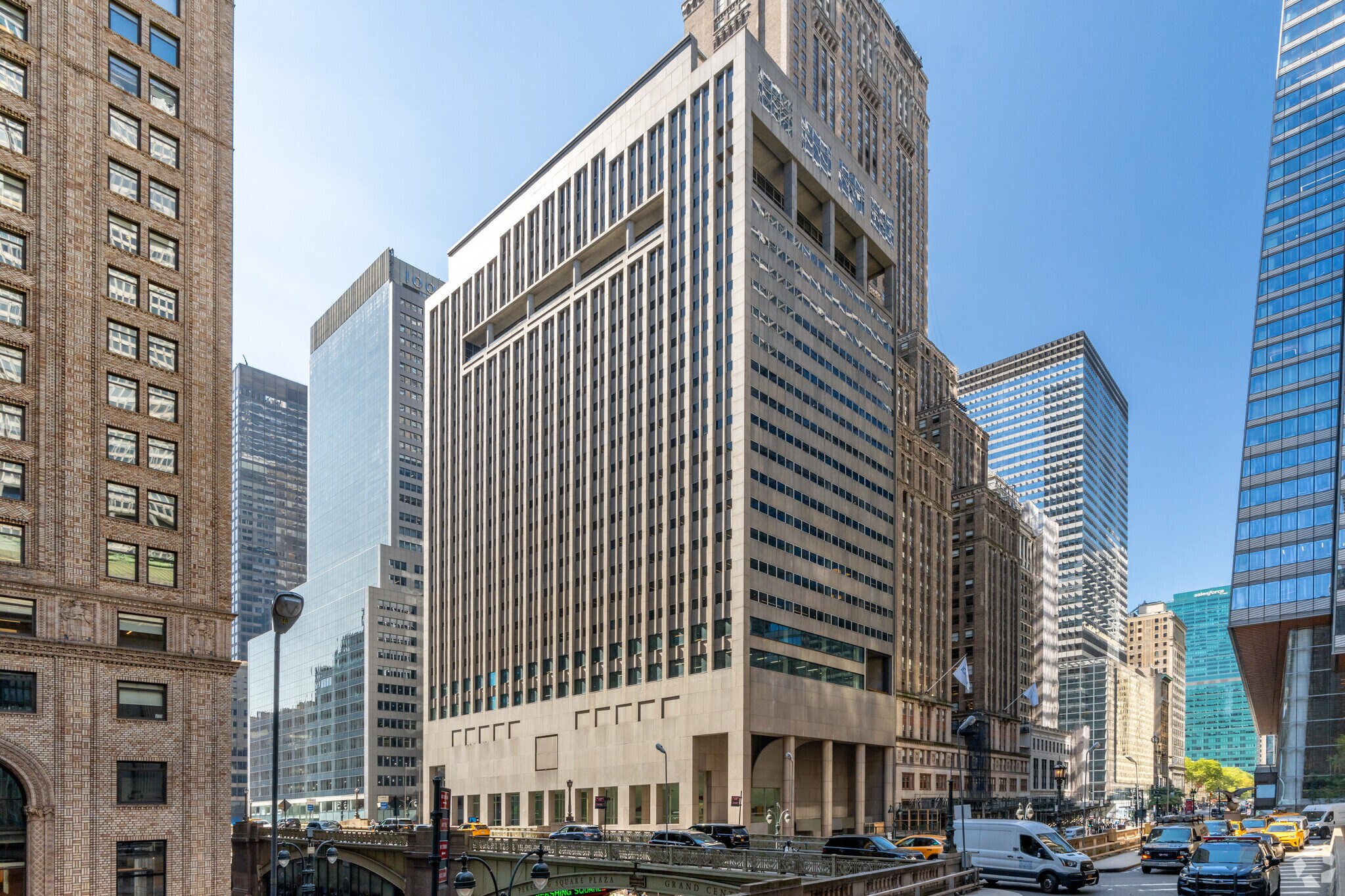 120 Park Ave, New York, NY à louer Photo du bâtiment- Image 1 de 13