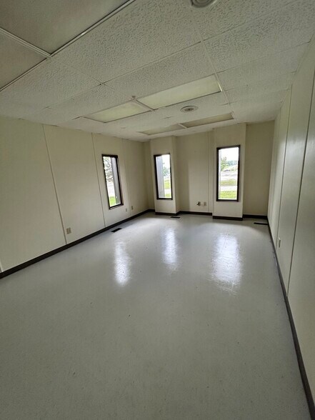 651 Columbus Ave, West Branch, MI for sale - Building Photo - Image 3 of 7