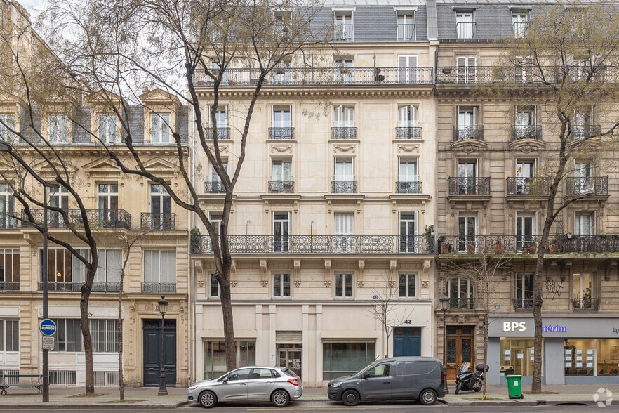 Coworking Space in Paris for lease - Primary Photo - Image 2 of 4