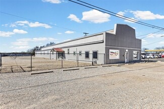 Plus de détails pour 2301 N Main St, Paris, TX - Commerce de détail à vendre