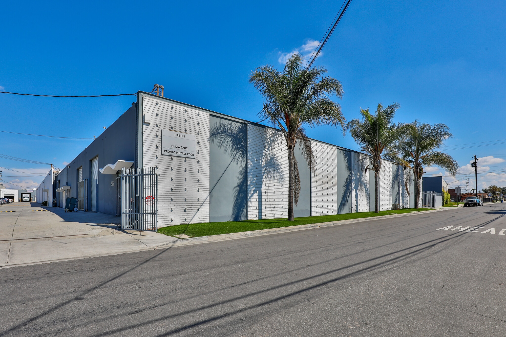 249 E 157th St, Gardena, CA for lease Primary Photo- Image 1 of 22
