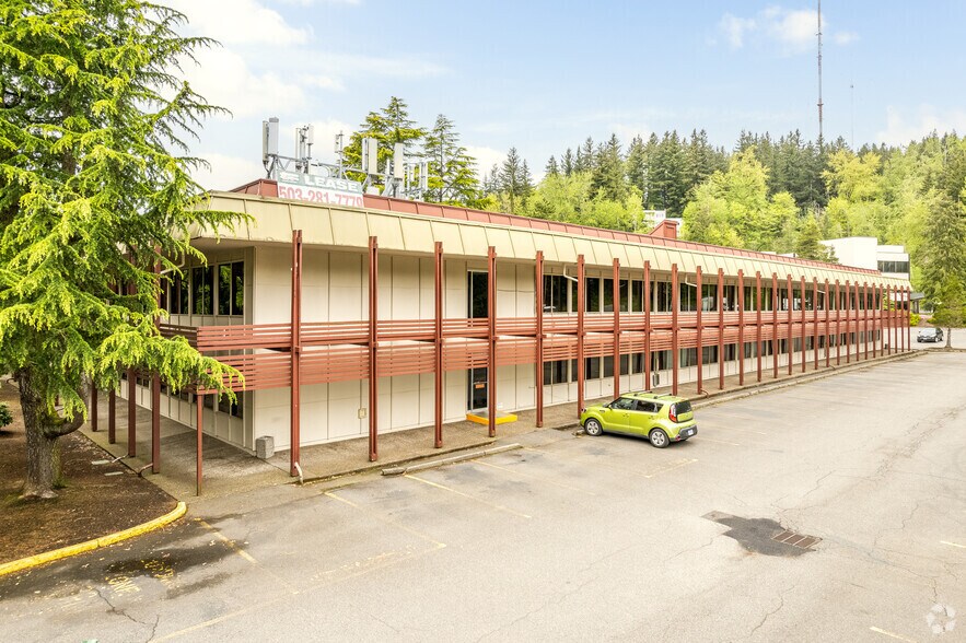 5319 SW Westgate Dr, Portland, OR à louer - Photo du bâtiment - Image 2 de 5