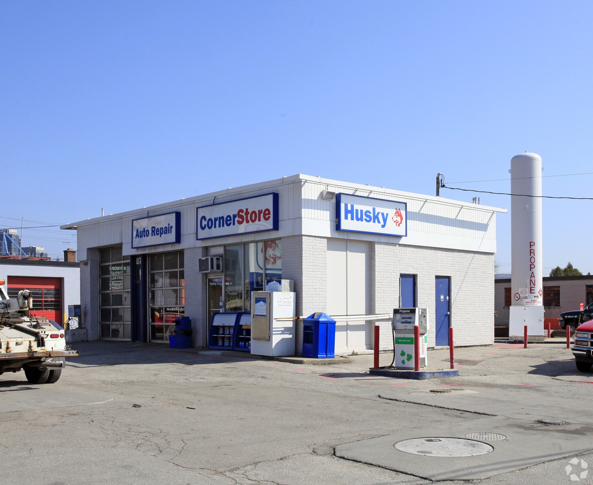 879 Kipling Ave, Toronto, ON à vendre Photo principale- Image 1 de 1