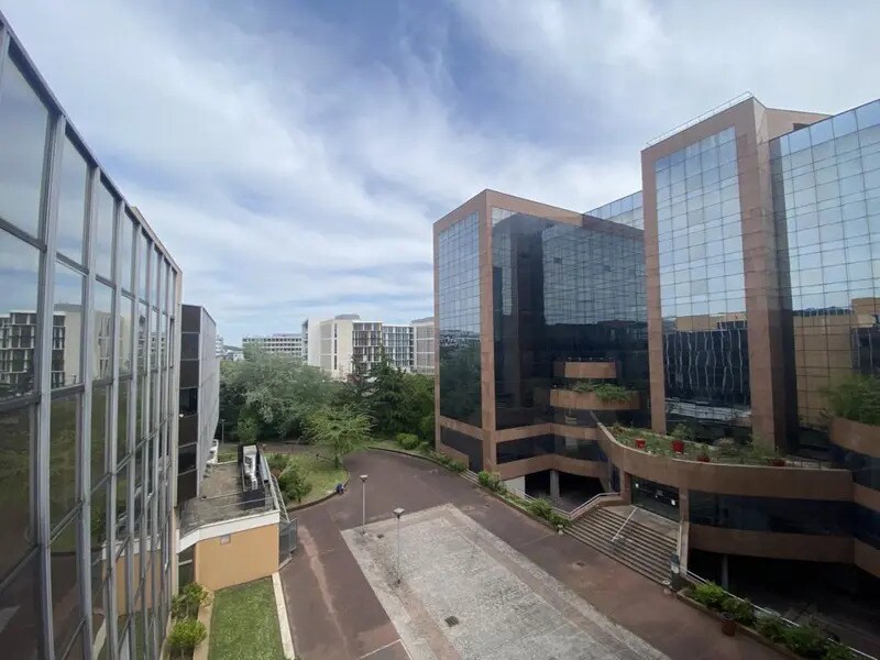 Bureau dans Fontenay-sous-Bois à louer Photo du bâtiment- Image 1 de 11