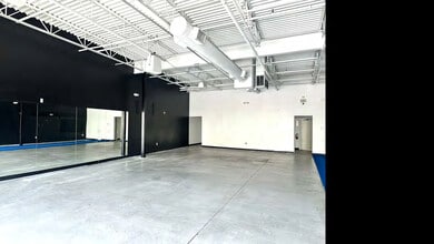4920 State Highway 121, Lewisville, TX for lease Interior Photo- Image 1 of 4