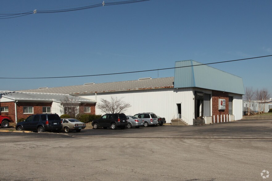 4001 Produce Rd, Louisville, KY à louer - Photo principale - Image 1 de 5