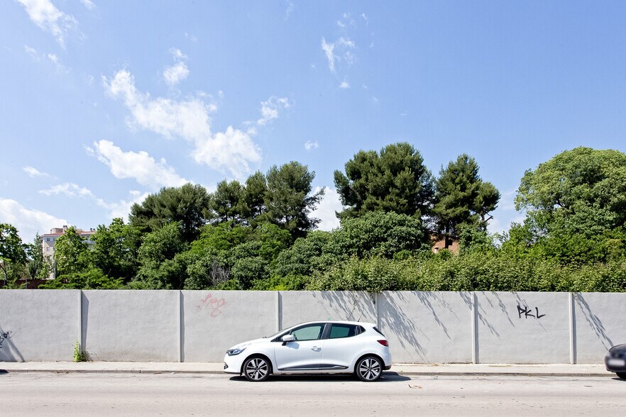 Immeuble residentiel dans Terrassa, Barcelona à vendre - Photo du bâtiment - Image 2 de 8
