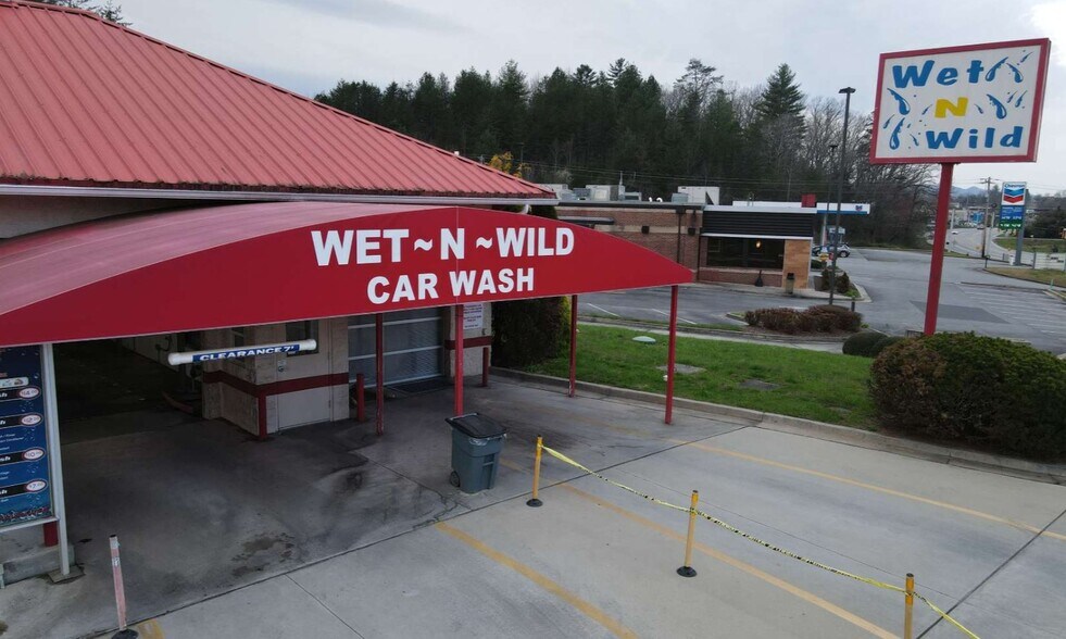 692 Highway 515 E, Blairsville, GA à vendre - Photo du bâtiment - Image 3 de 31