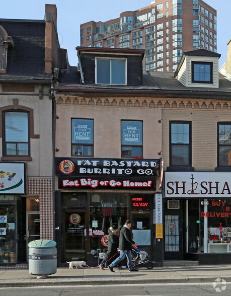 634 Yonge St, Toronto, ON à vendre - Photo principale - Image 1 de 1