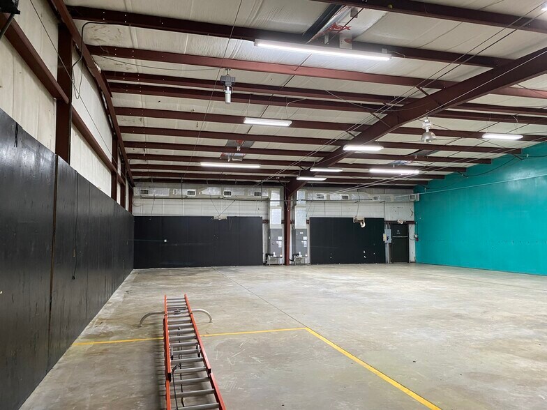 735 Industry Rd, Longwood, FL à louer - Photo intérieure - Image 3 de 7