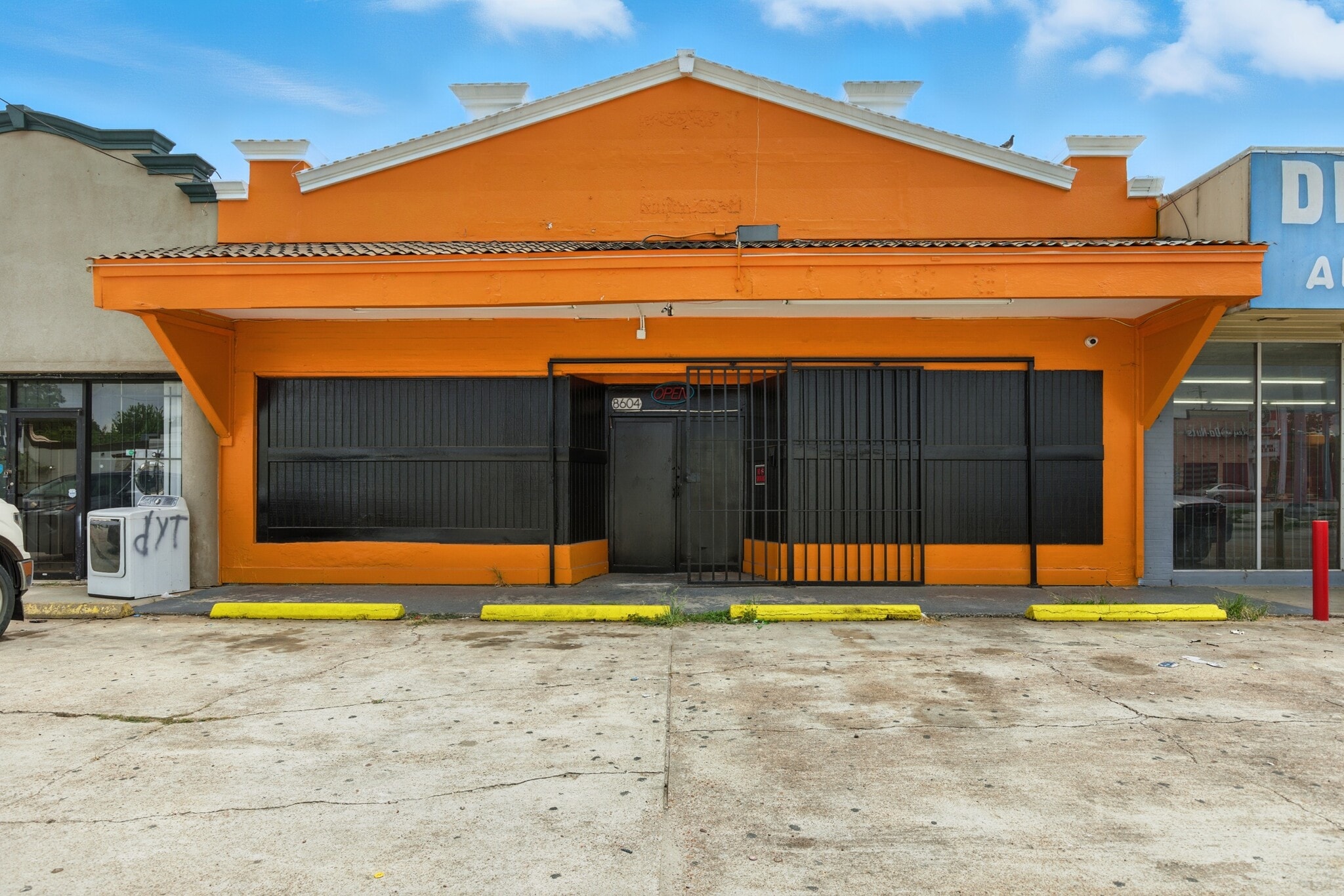 8604 Jensen Dr, Houston, TX for sale Primary Photo- Image 1 of 23