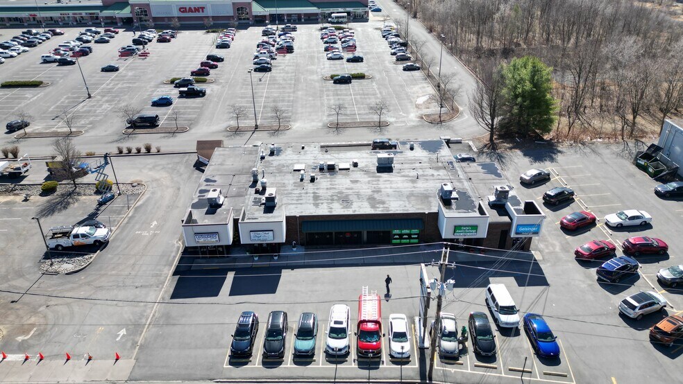 1500 Main Ave, Dickson City, PA à vendre - Photo du bâtiment - Image 2 de 8