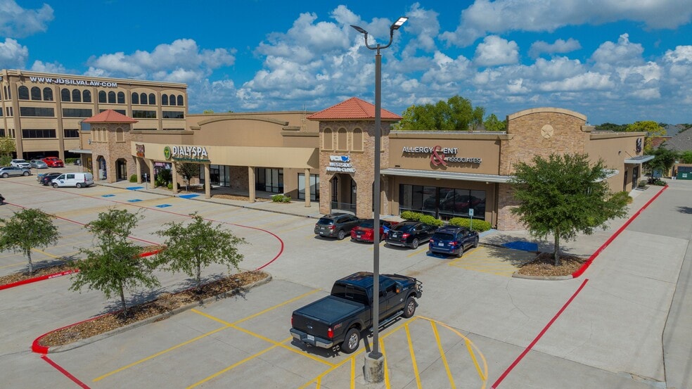 9223 Broadway St, Pearland, TX for sale - Building Photo - Image 3 of 16