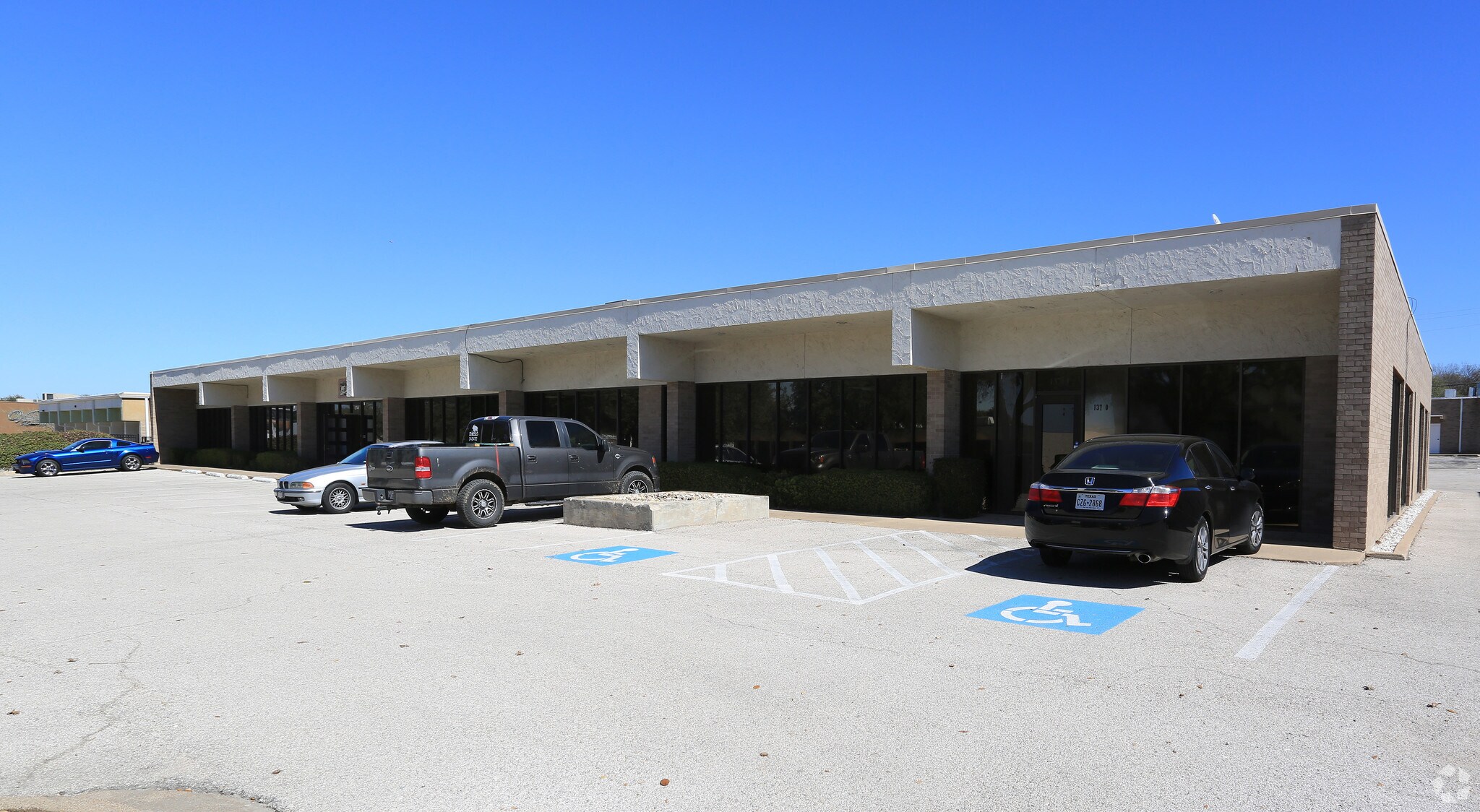 13748 Neutron Rd, Dallas, TX for lease Building Photo- Image 1 of 3