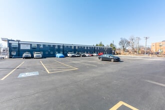 4900 S Archer Ave, Chicago, IL à louer Photo du bâtiment- Image 2 de 26