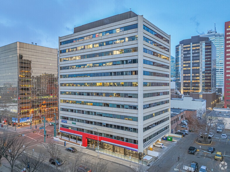 10055 106th St NW, Edmonton, AB for lease - Building Photo - Image 2 of 3