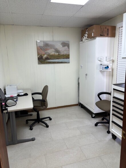 707-709 N Palestine St, Athens, TX à louer - Photo intérieure - Image 3 de 46