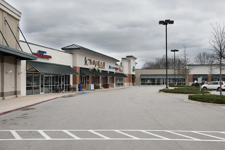 935 Us Highway 72 E, Athens, AL à louer - Photo du bâtiment - Image 2 de 3