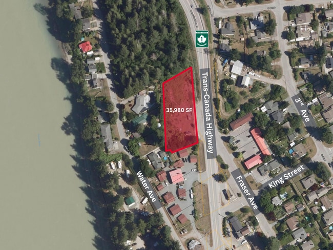 Plus de détails pour 444 Trans Canada Hwy Hope, Hope, BC - Terrain à vendre