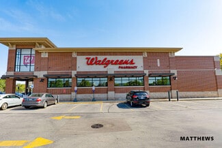 More details for 1921 S Main St, West Bend, WI - Retail for Sale