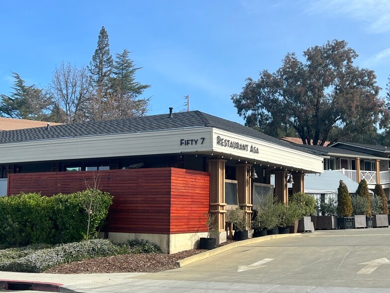 53 Los Gatos Saratoga Rd, Los Gatos, CA for lease - Building Photo - Image 3 of 3