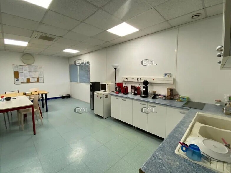 Industriel dans Antony à louer - Photo intérieure - Image 3 de 10