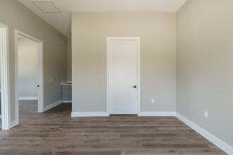 4224 Cypress Creek Pky, Houston, TX for lease Interior Photo- Image 1 of 18