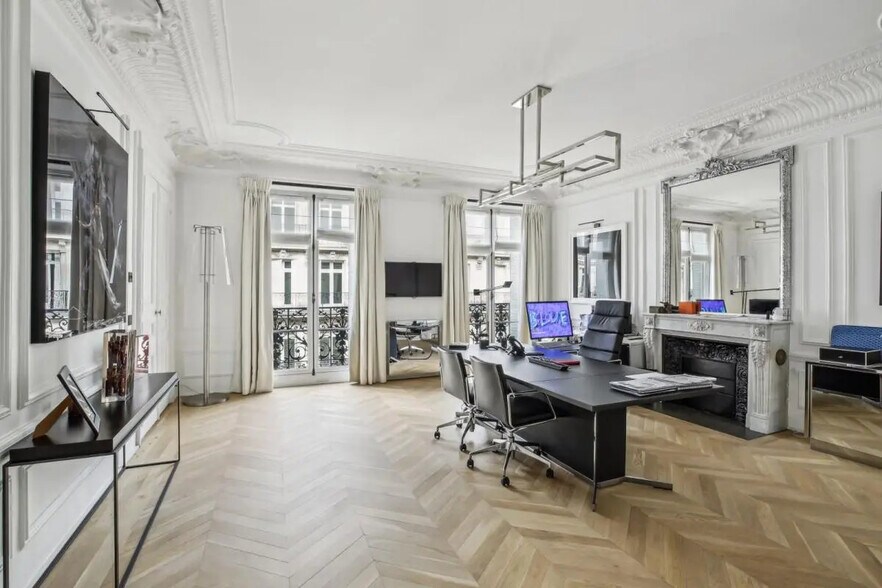 Bureau dans Paris à vendre - Photo du bâtiment - Image 1 de 13