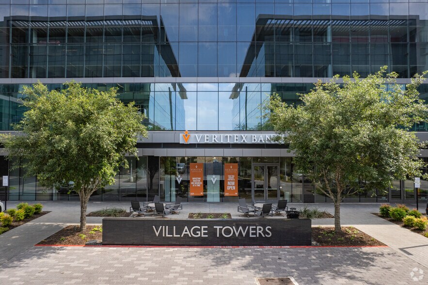 9655 Katy Fwy, Houston, TX à vendre - Photo principale - Image 1 de 23