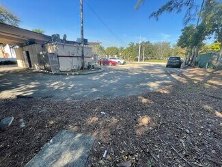Plus de détails pour 8260 NW 27th Pl, Fort Lauderdale, FL - Commerce de détail à louer
