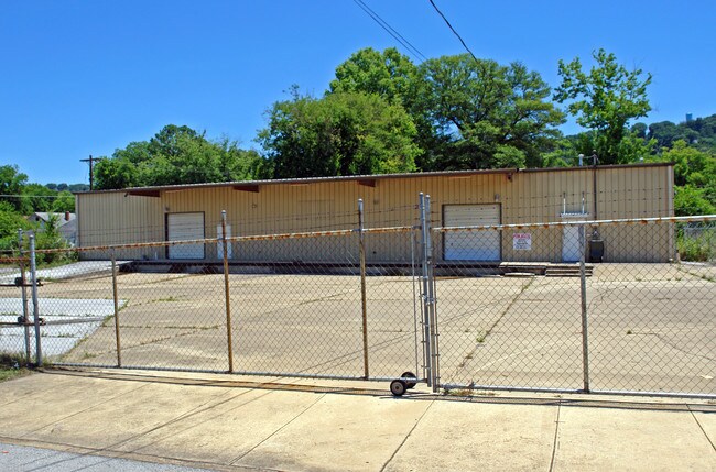 Plus de détails pour 2100 S Lyerly St, Chattanooga, TN - Industriel à louer