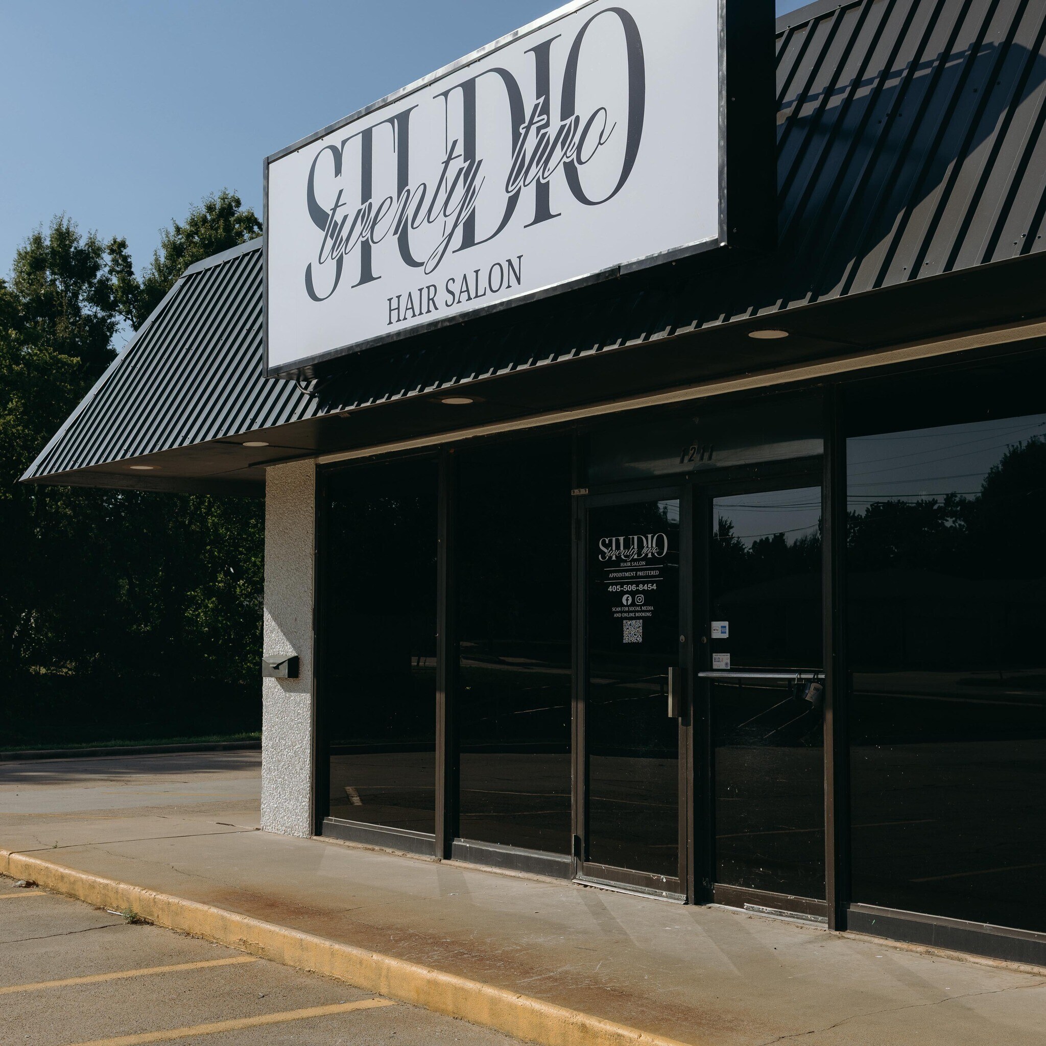 1219-1223 N Broadway Ave, Moore, OK for lease Building Photo- Image 1 of 2