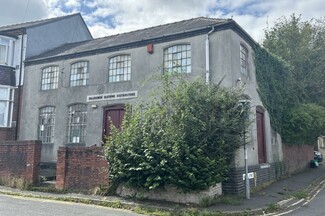 Plus de détails pour 17 Laurel Ln, Halesowen - Industriel à vendre