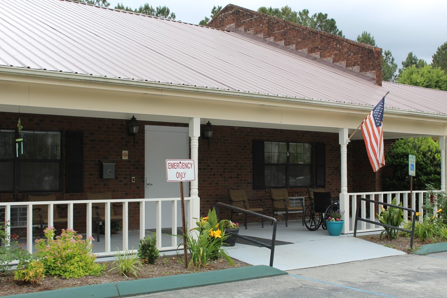 104 Efird Blvd, New Bern, NC à vendre - Photo principale - Image 1 de 1