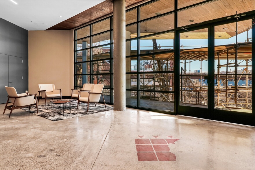 705 Edgewood St NE, Washington, DC à louer - Photo du bâtiment - Image 3 de 22