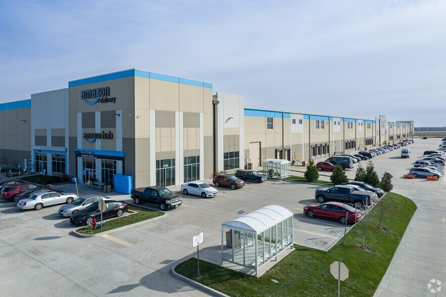 I-270 & I-255 @ Hwy 111, Pontoon Beach, IL à louer - Photo du bâtiment - Image 3 de 19