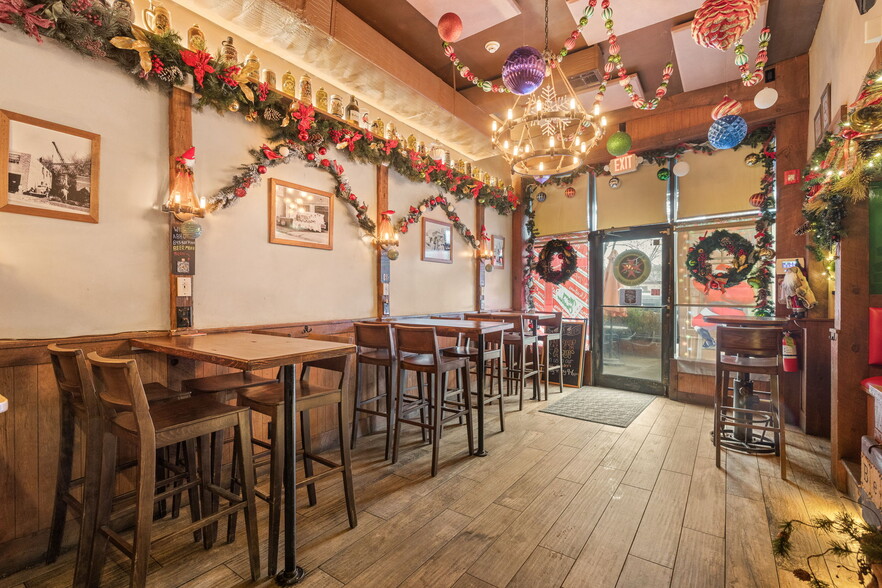 192 Main St, Nanuet, NY à vendre - Photo intérieure - Image 3 de 19