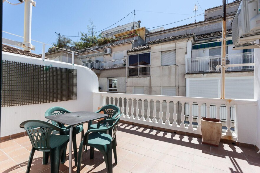 Calle Buensuceso, 30, Granada, Granada à vendre - Photo du bâtiment - Image 2 de 39