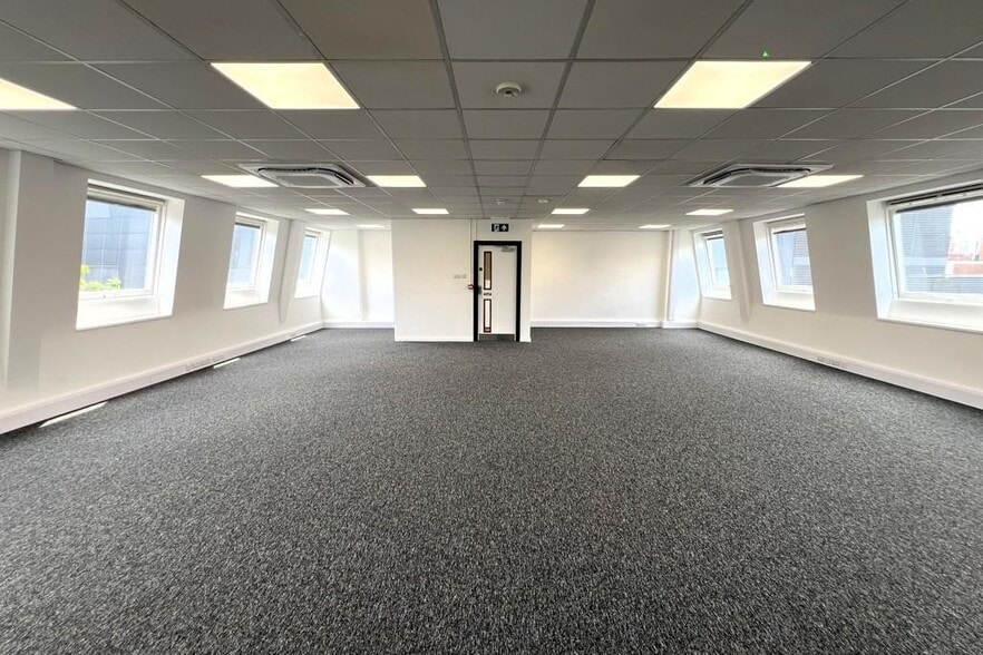 Waterloo Ln, Chelmsford for lease - Building Photo - Image 2 of 13