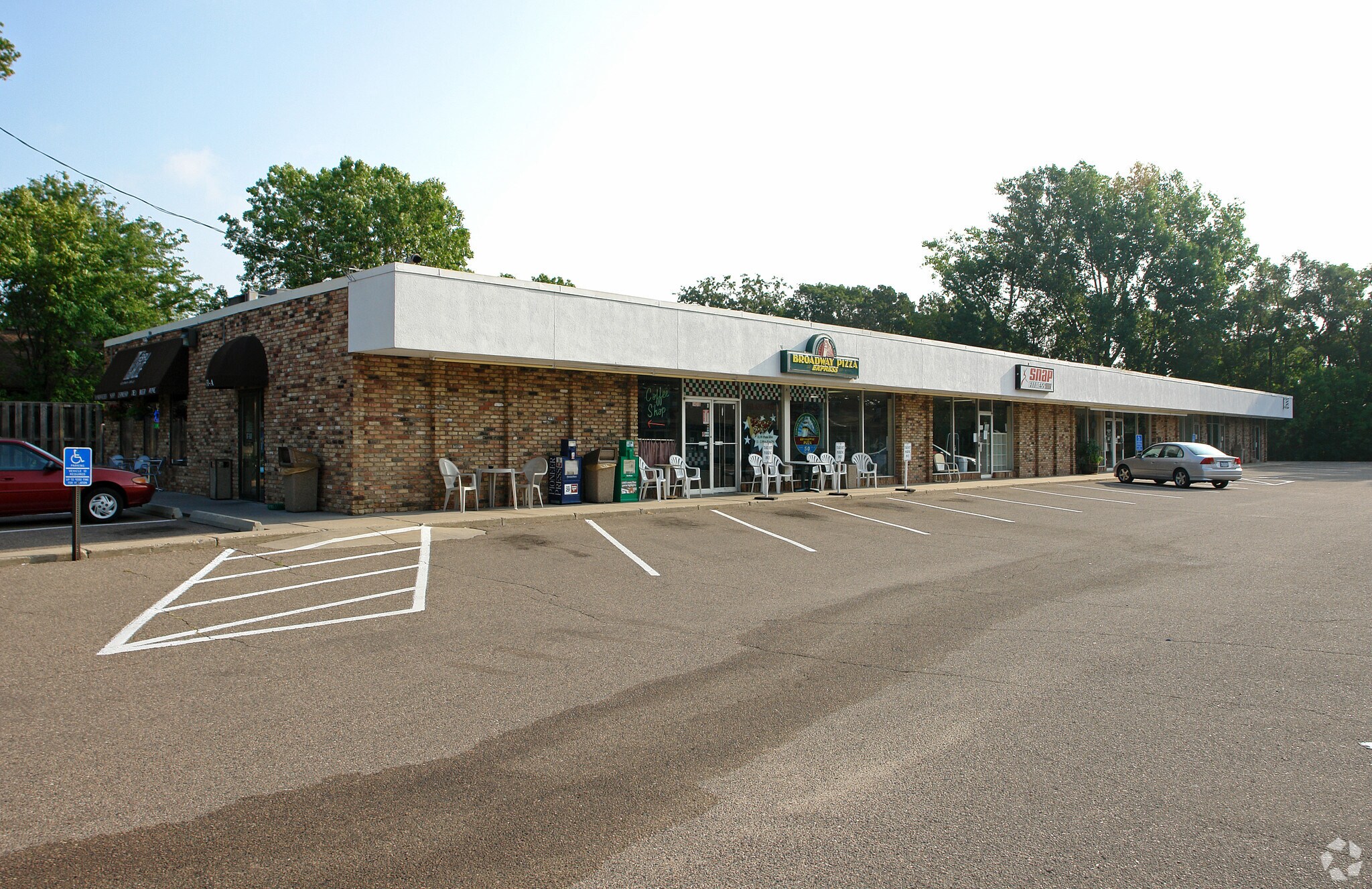 1431-1439 NW Silver Lake Rd, Saint Paul, MN for lease Primary Photo- Image 1 of 6