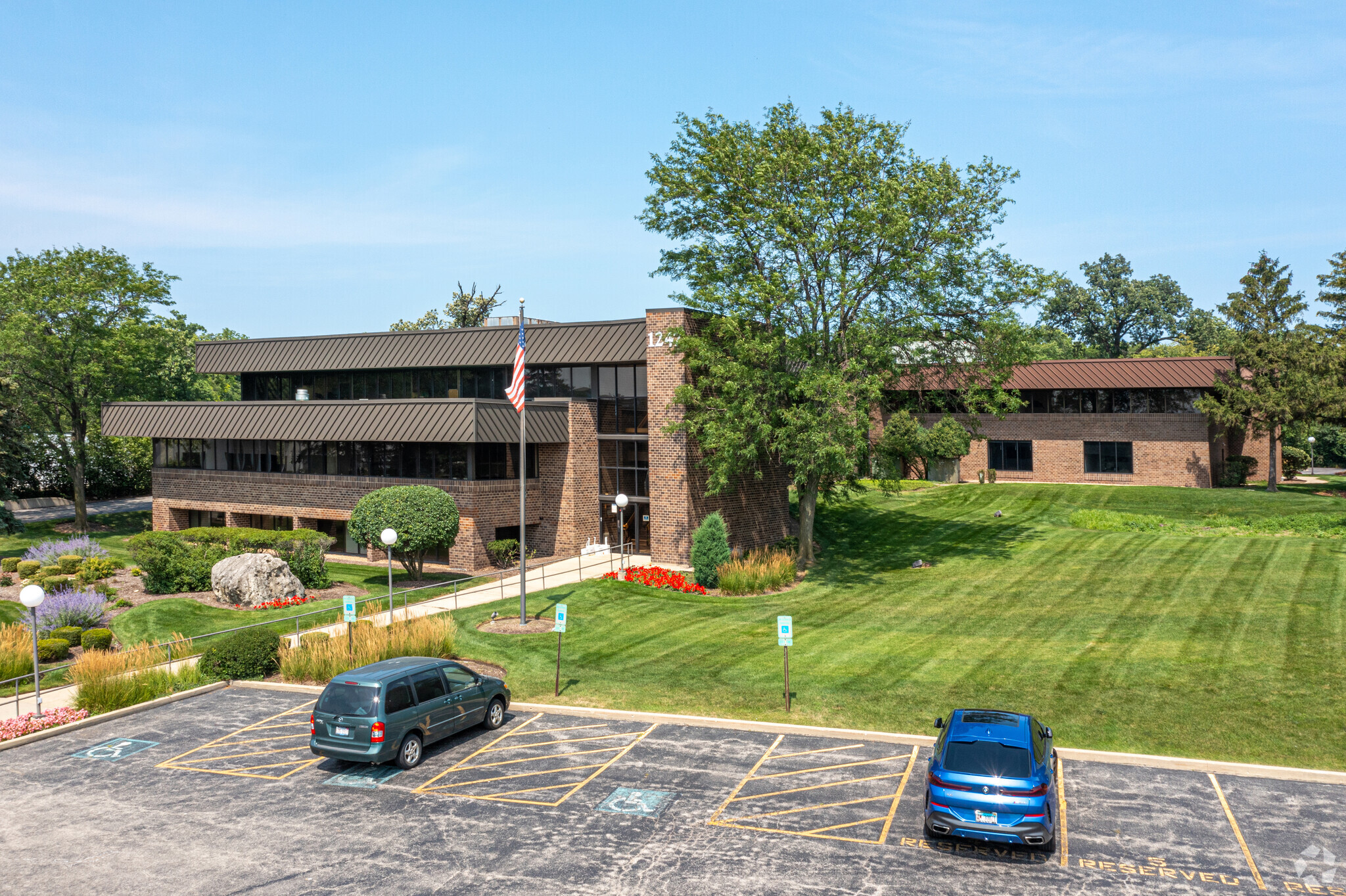 1245-1247 Milwaukee Ave, Glenview, IL for lease Building Photo- Image 1 of 9