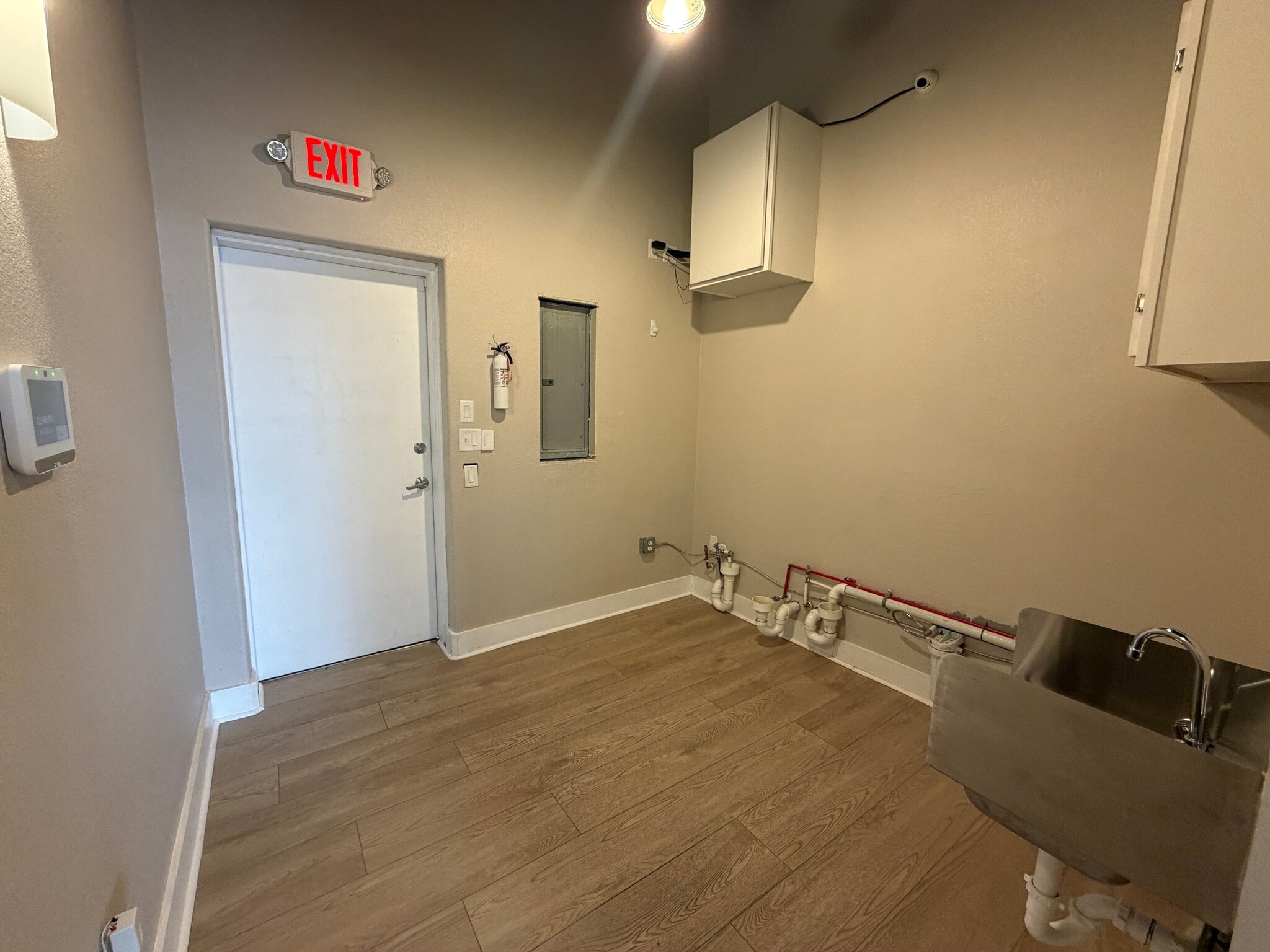 4315 W FM 2147, Cottonwood Shores, TX à louer Photo intérieure- Image 1 de 4