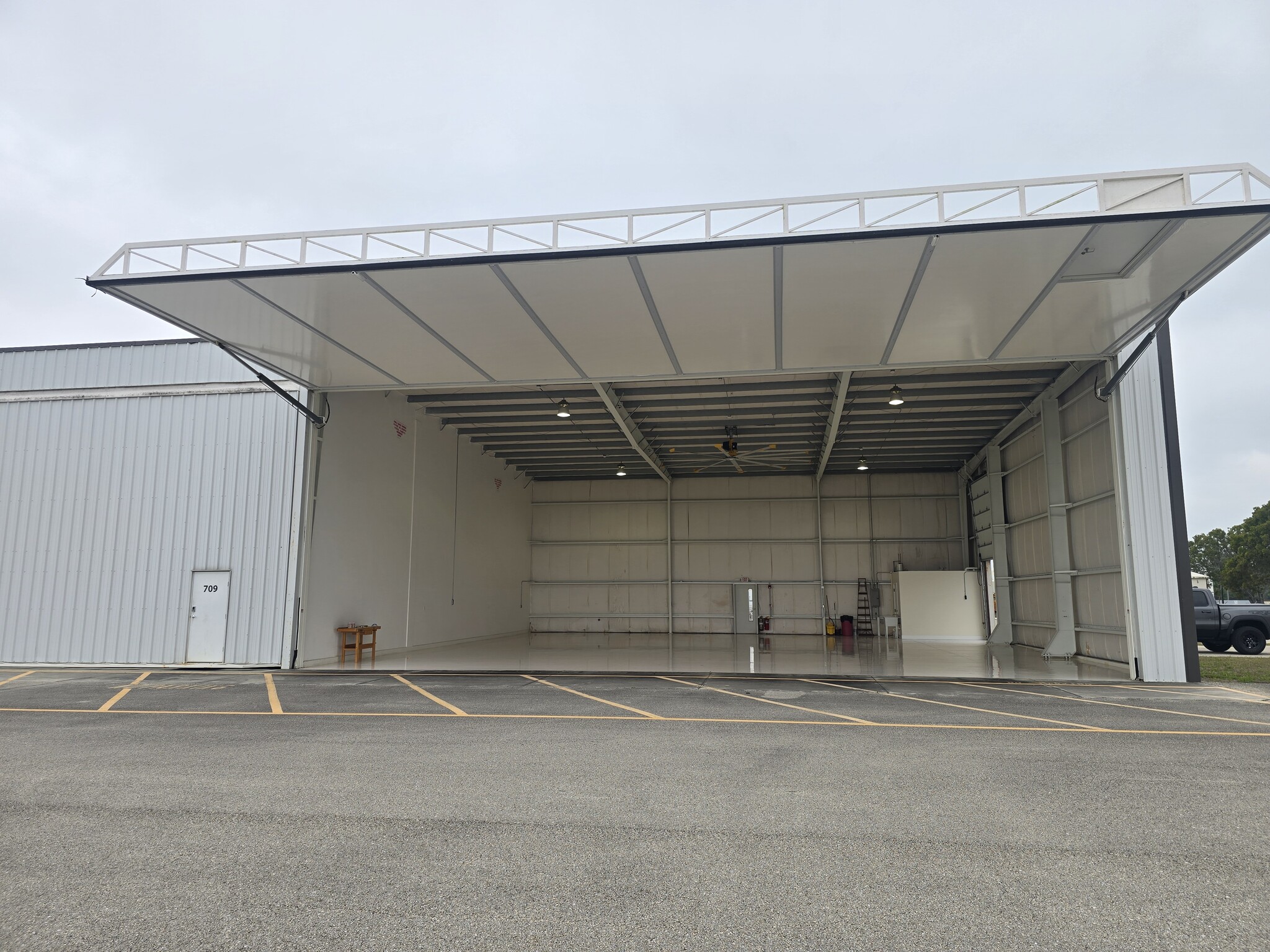 711 Ramp Rd, Naples, FL for sale Primary Photo- Image 1 of 12