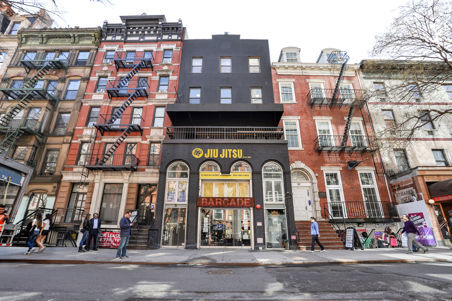6 Saint Marks Pl, New York, NY for sale - Building Photo - Image 3 of 40