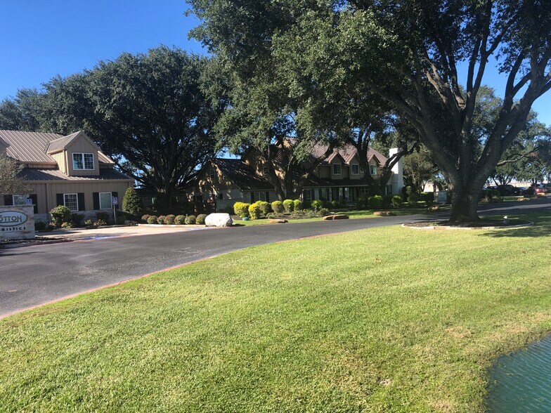 5443 Katy Hockley Cut-Off Rd, Katy, TX à vendre - Photo du bâtiment - Image 2 de 15