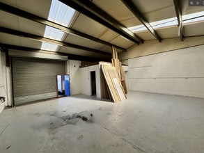101 St. Johns Road, Bootle for lease Interior Photo- Image 1 of 4