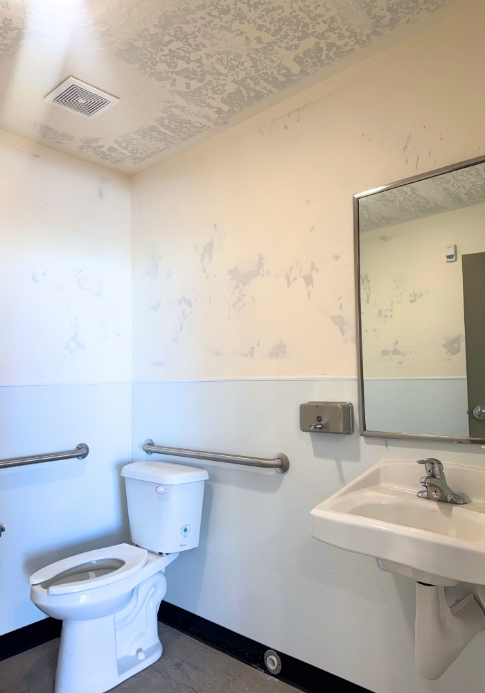 5146 Liberator Drie dr, Kearns, UT for lease Interior Photo- Image 1 of 3