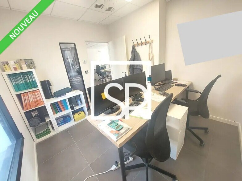 Bureau dans Cournon-d'Auvergne à louer - Photo intérieure - Image 1 de 11