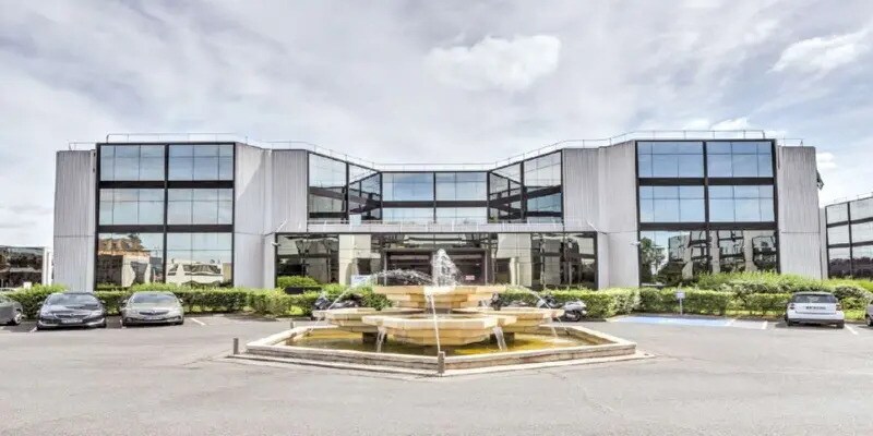 Office in Argenteuil for sale Building Photo- Image 1 of 8