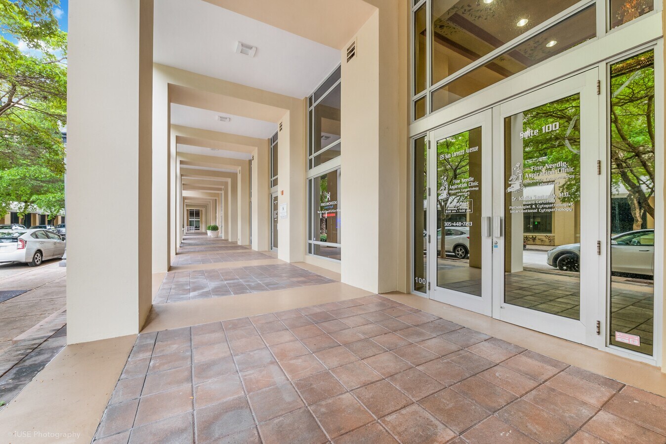 135 San Lorenzo Ave, Coral Gables, FL 33146 - Unit 100 -  - Interior Photo - Image 2 of 13